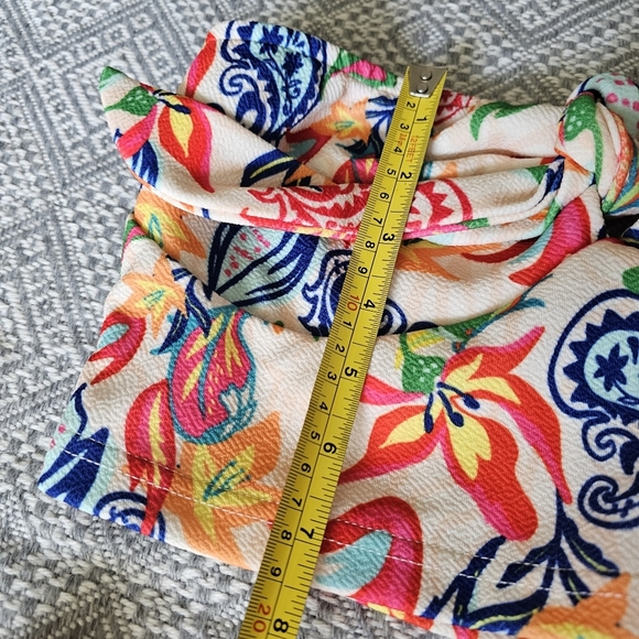 2 Pc Beach Set, Colorful Paisley Print Tie-Front Top And Elastic Waist Shorts - Picture 10 of 10